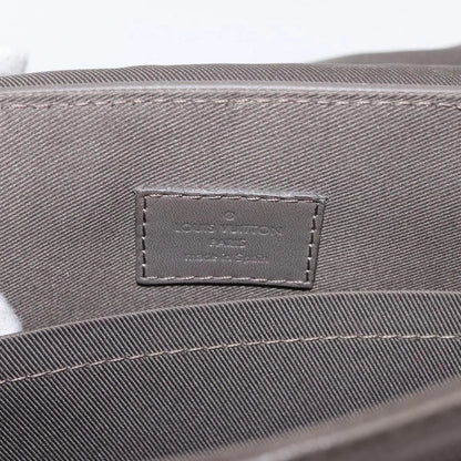 Louis Vuitton District Messenger Damier Infini Leather, Gray, Leather, Shoulder Bag