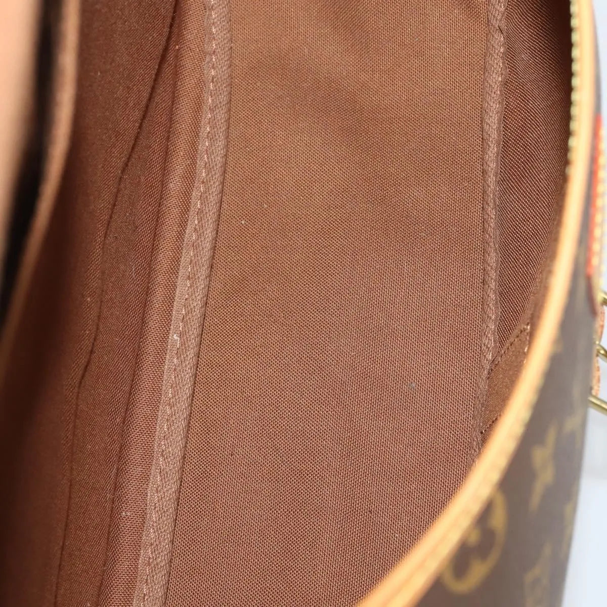 Louis Vuitton Saumur Monogram Canvas, Brown, Canvas, Shoulder Bag