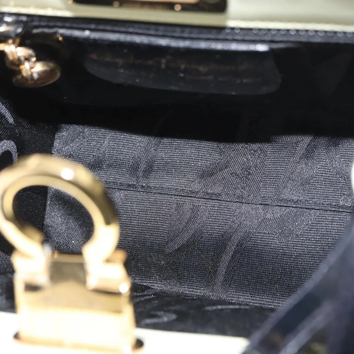 Salvatore Ferragamo Gancini Patent Leather, Black, Patent Leather, Handbag