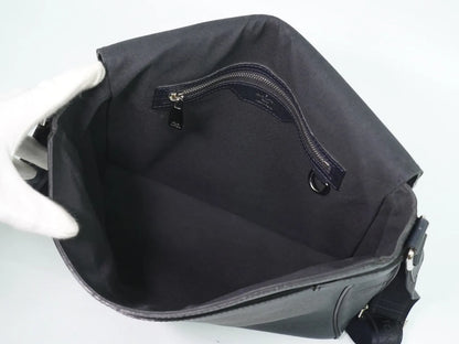 Louis Vuitton Roman Taiga Leather, Navy, Leather, Shoulder Bag