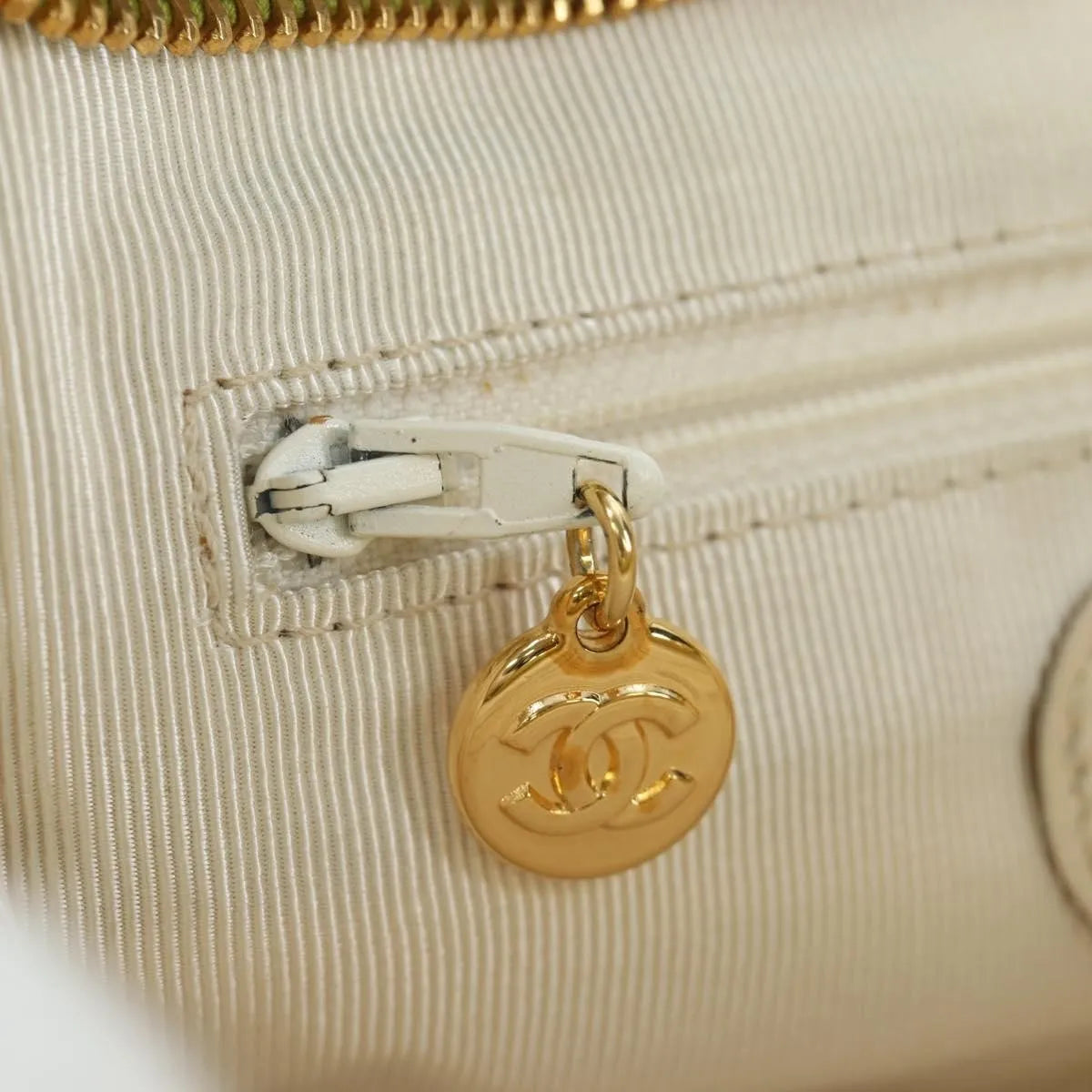 Chanel Vintage Zip Belt Quilted Caviar, Yellow, Leather, Shoulder Bag