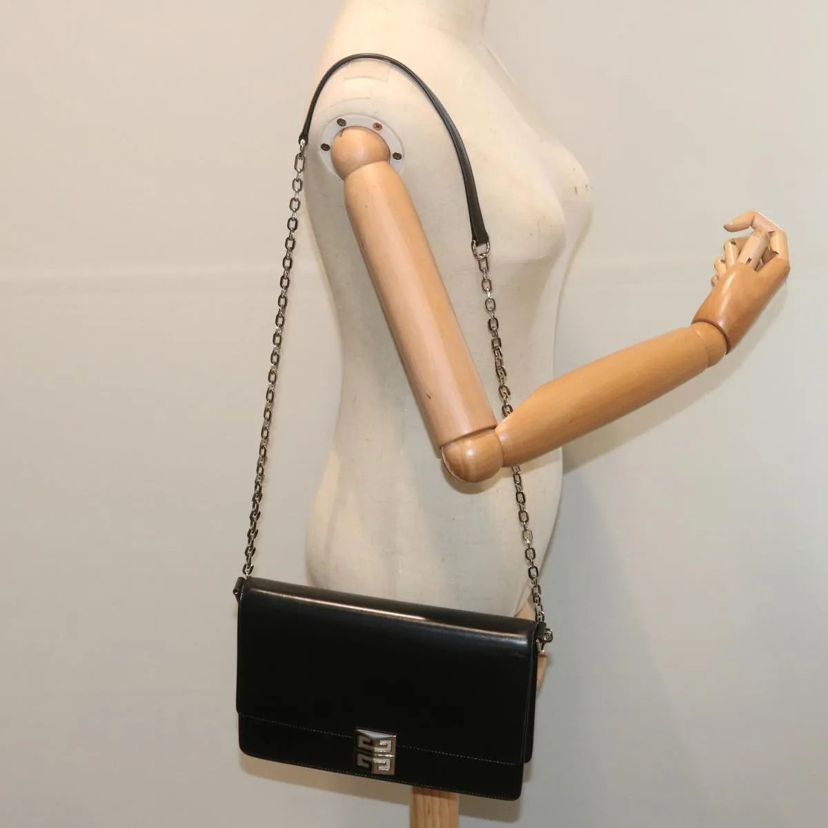 Givenchy 4G Shoulder Bag Leather, Black, Leather, Shoulder Bag