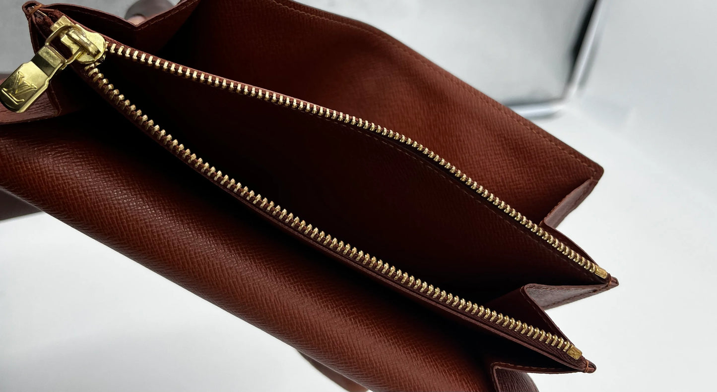 Louis Vuitton Vintage Sarah Monogram Canvas, Brown, Canvas, Wallet