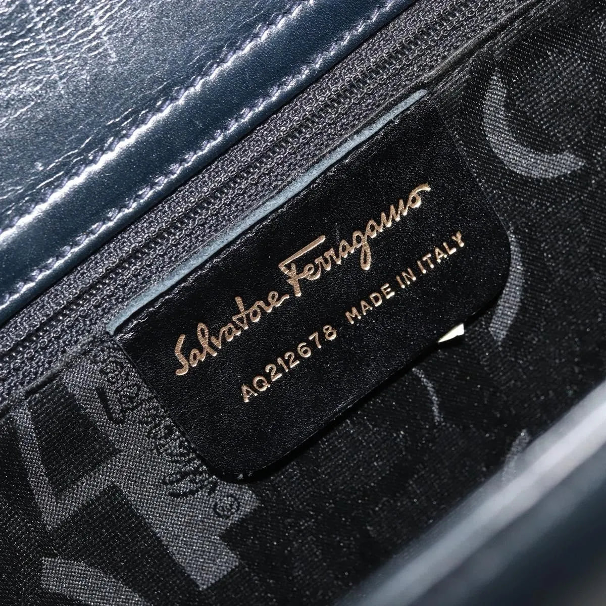 Salvatore Ferragamo Gancini Leather, Navy, Leather, Handbag