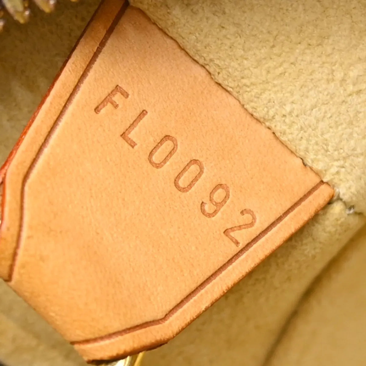 Louis Vuitton Cite Monogram Canvas, Brown, Canvas, Handbag
