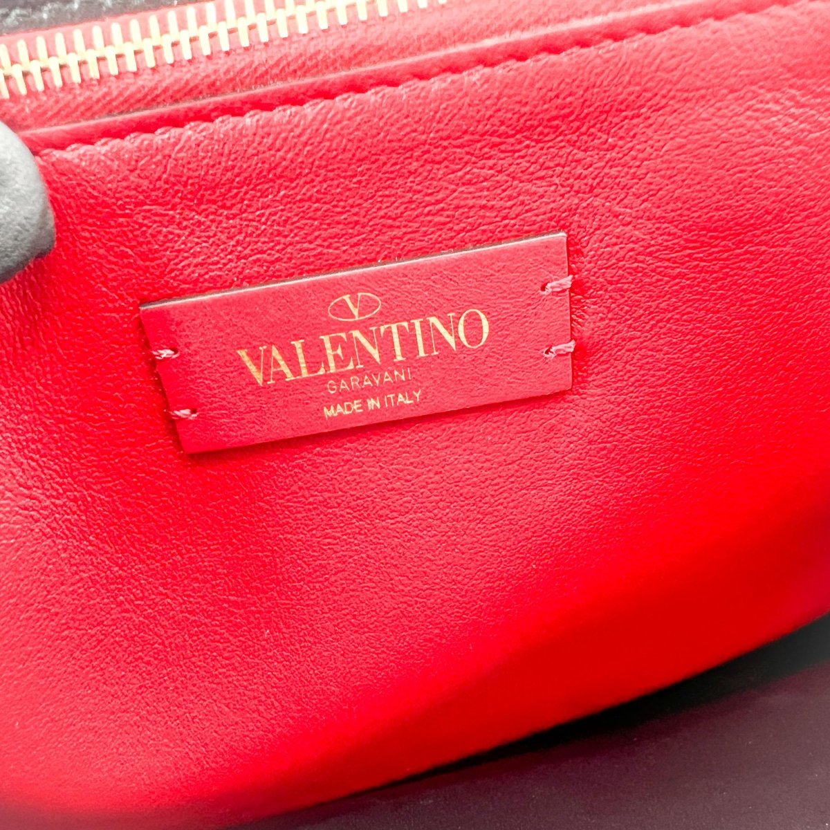 Valentino VRing Shoulder Bag - Brandsamsara