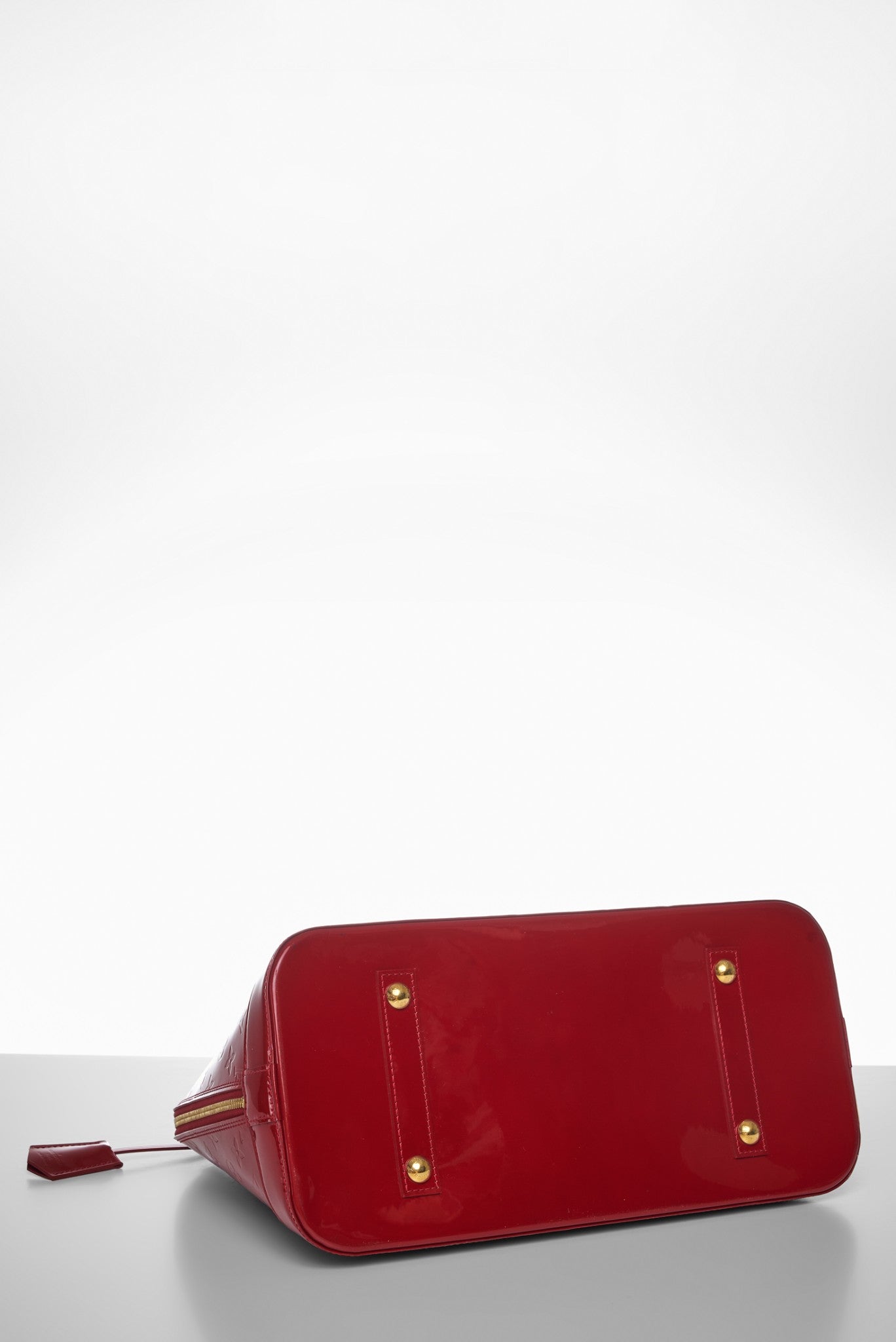 Louis Vuitton Vernis Alma GM Handbag